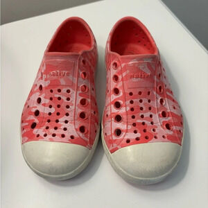 Native Jefferson Pink Camouflage Slip On  Shoes Size 7
